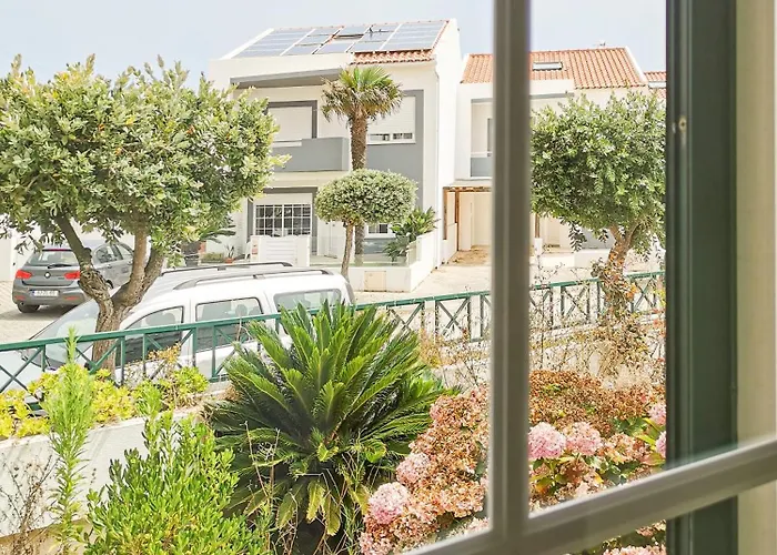 Casa Do Limoeiro Praia da Lourinhã